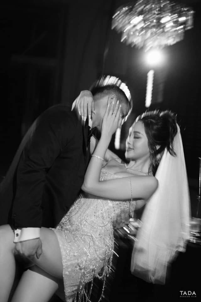 The couple at the reception