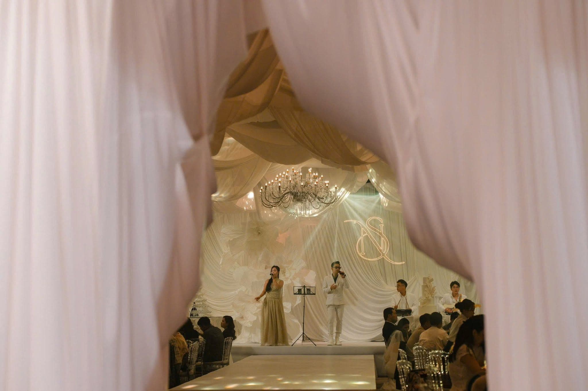 Ngoc & Son — moment 34