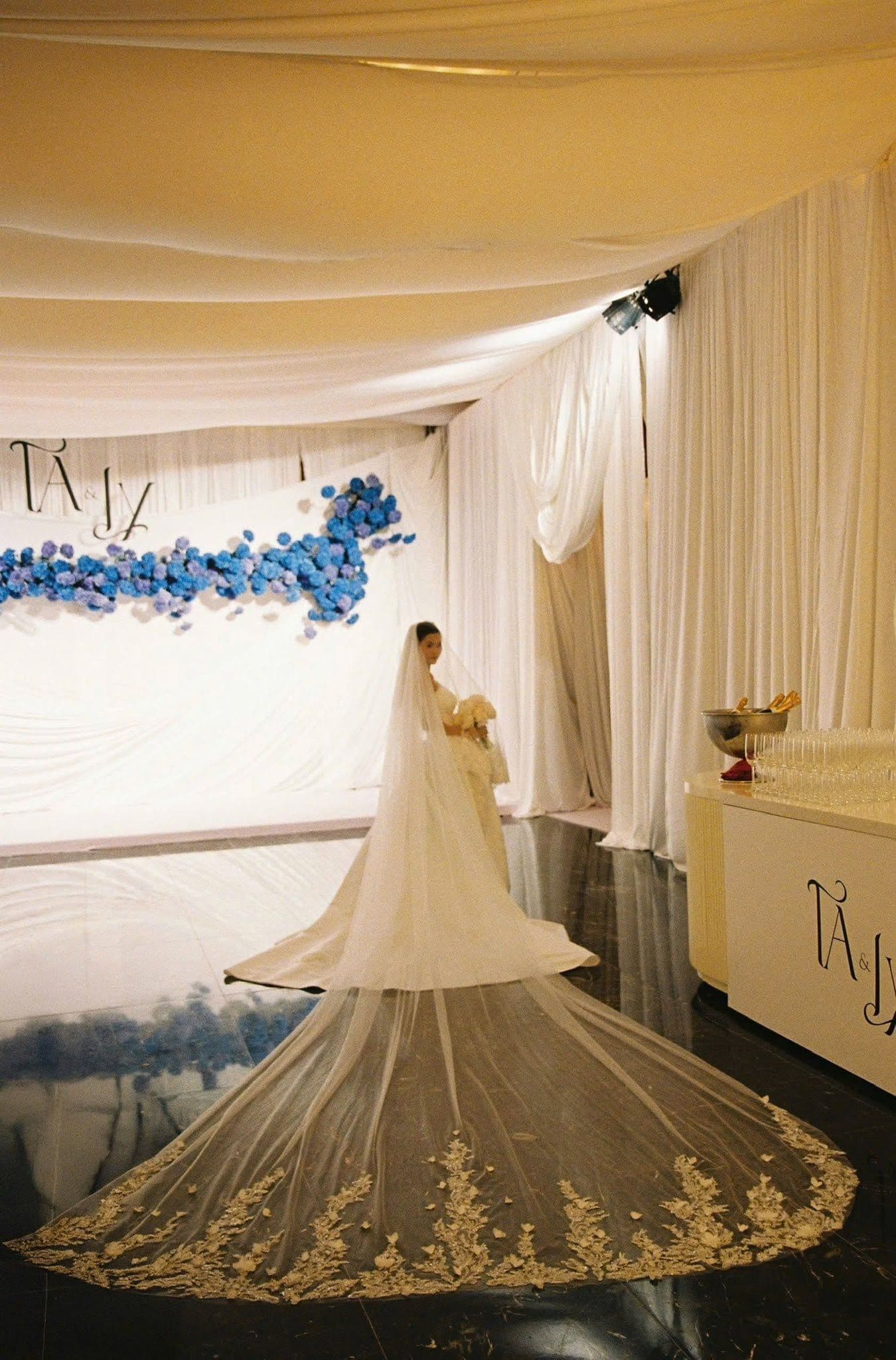 Huong Ly & Tung Anh — moment 37