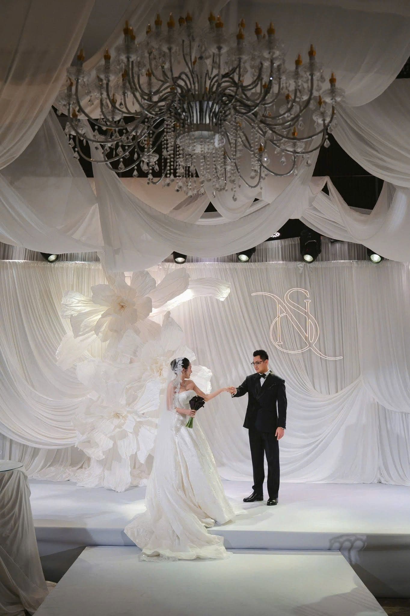 Ngoc & Son — moment 4