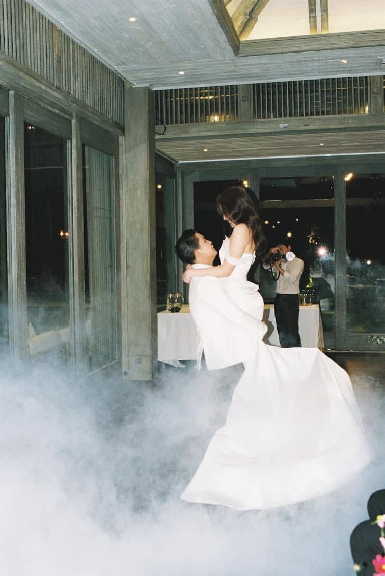 Nhat Anh & Anh Thu — moment 28