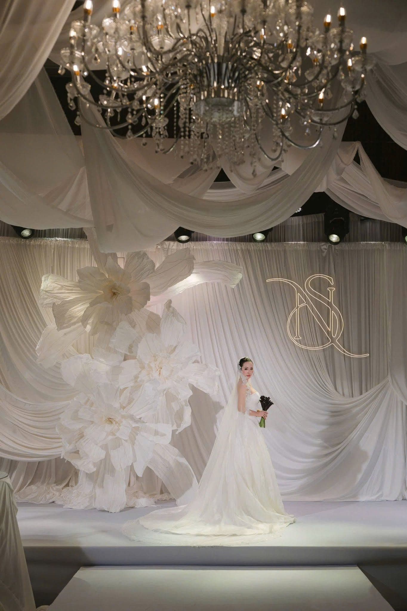 Ngoc & Son — moment 29